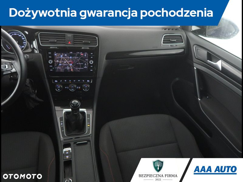 Volkswagen Golf - 9