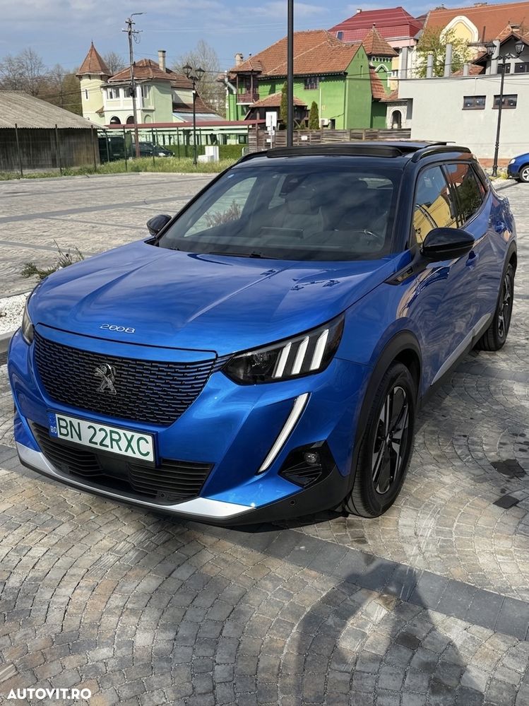 Peugeot 2008 GT+ - 4
