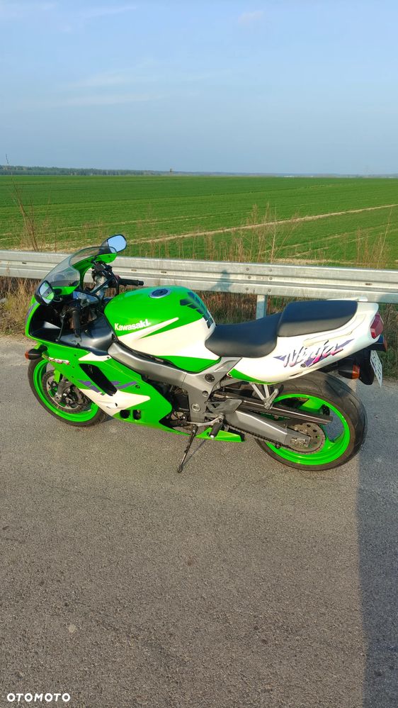 Kawasaki ZXR - 7