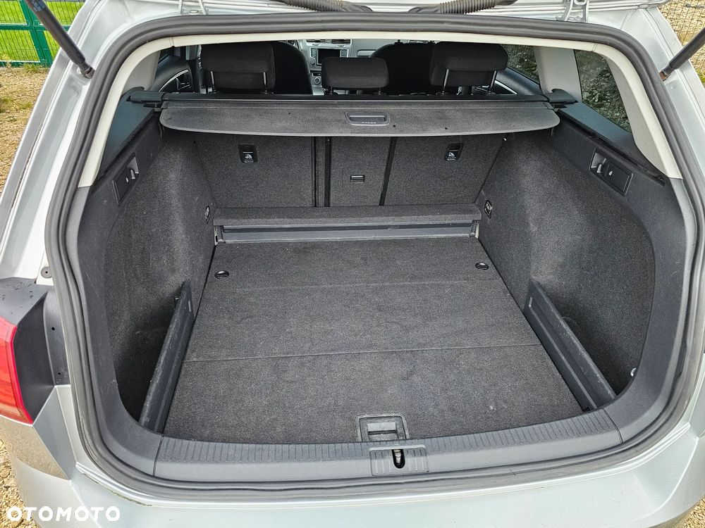 Volkswagen Golf VII 1.6 TDI BlueMotion Trendline - 13