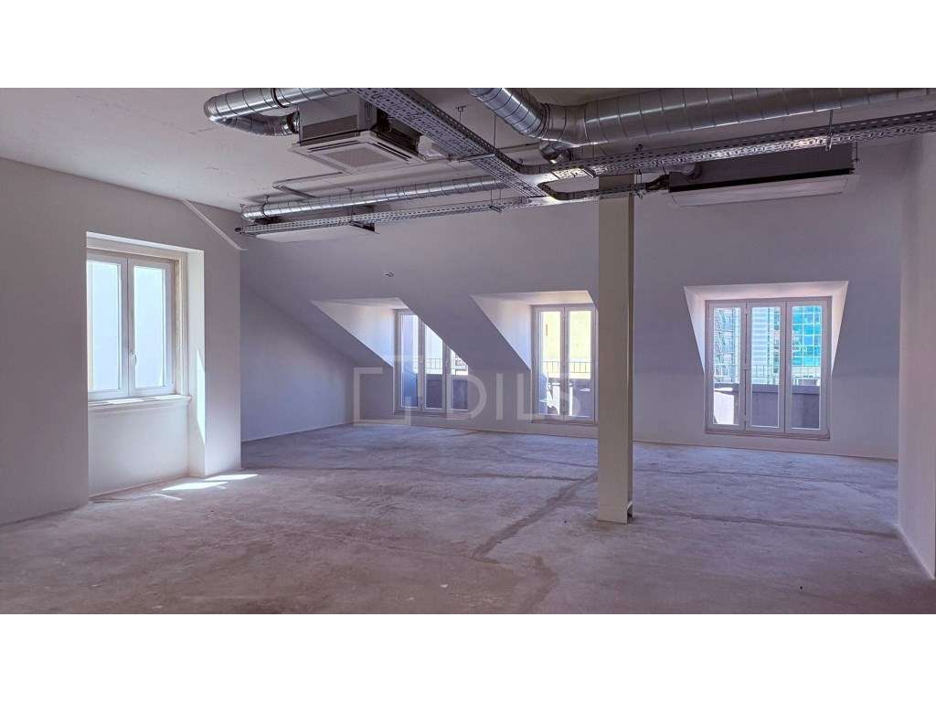 Escritório para arrendar nas Avenidas Novas - Republica 17 - Grande imagem: 2/16