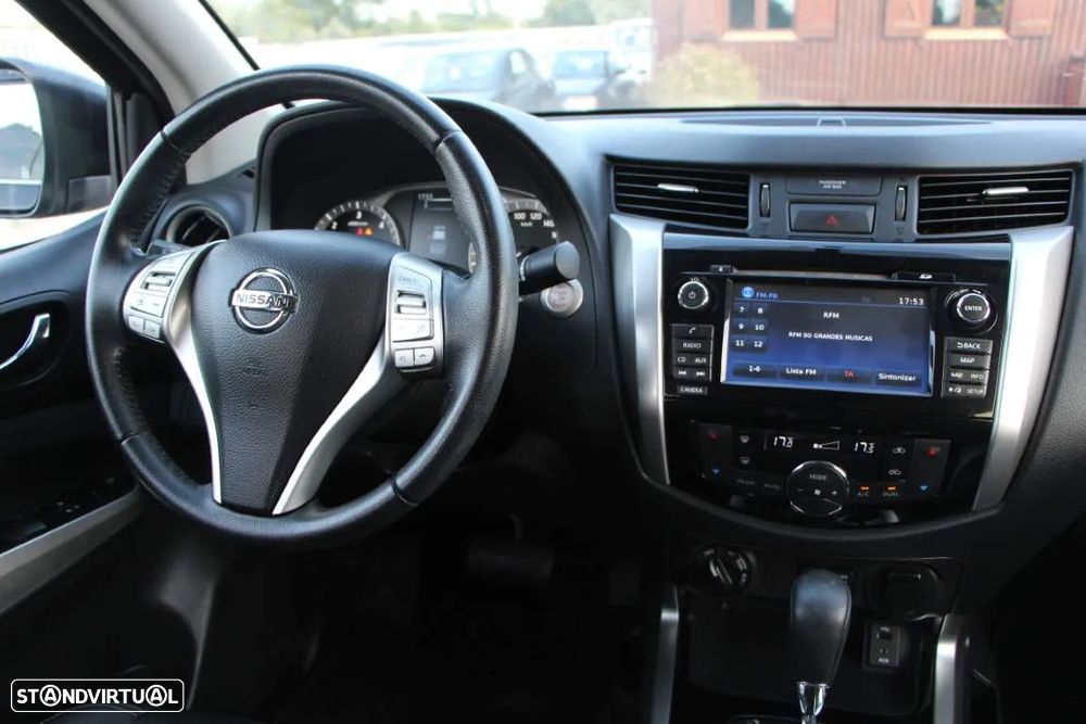 Nissan Navara 2.3 dCi CD 4WD Tekna AT - 2