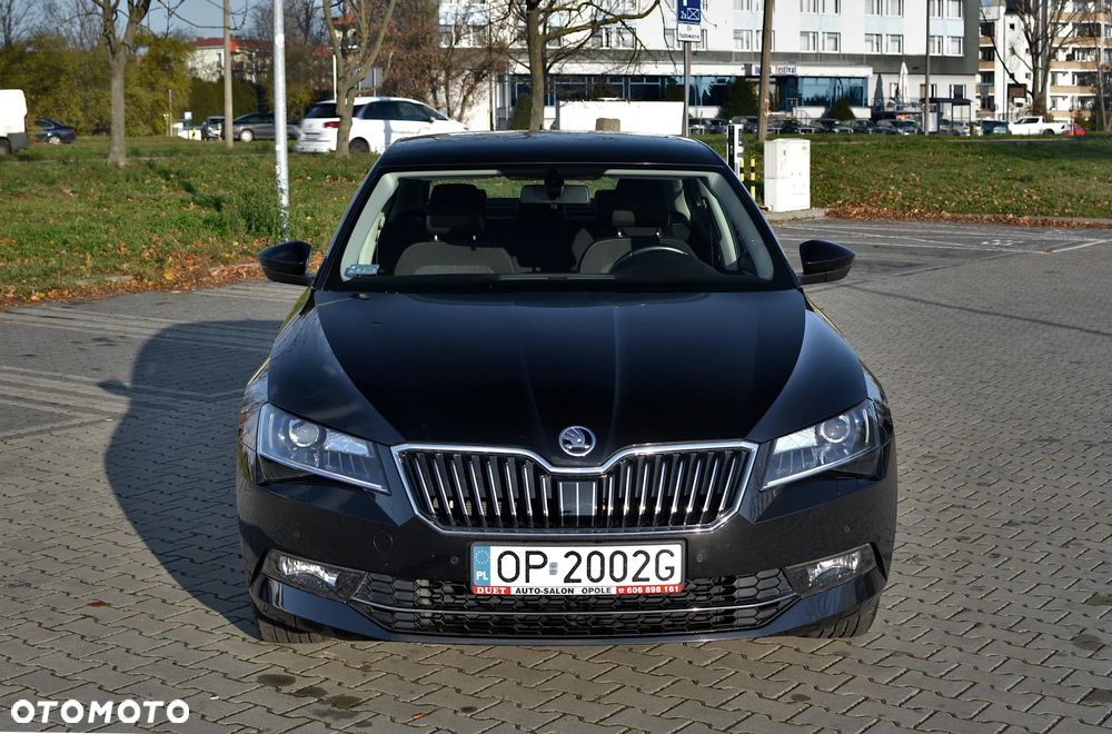 Skoda Superb 1.4 TSI ACT Ambition - 8