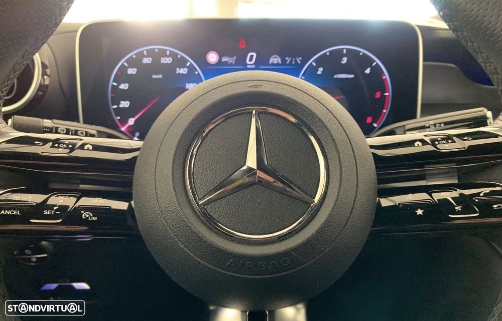 Mercedes-Benz GLC 220 d 4Matic 9G-TRONIC AMG Line Advanced - 12