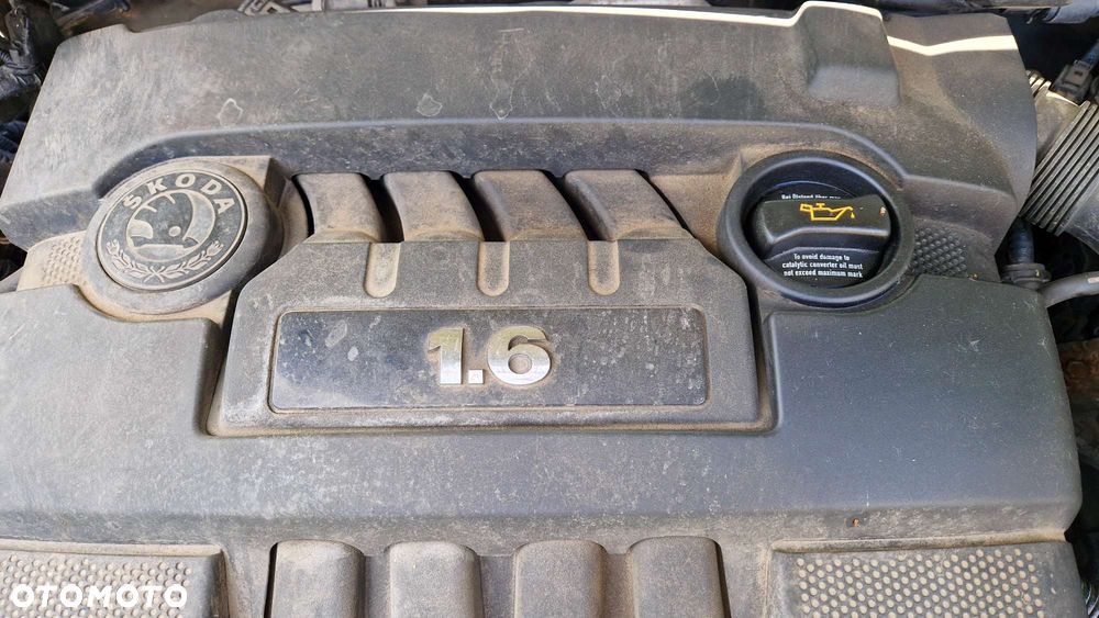 Skoda Octavia 1.6 Ambiente - 13