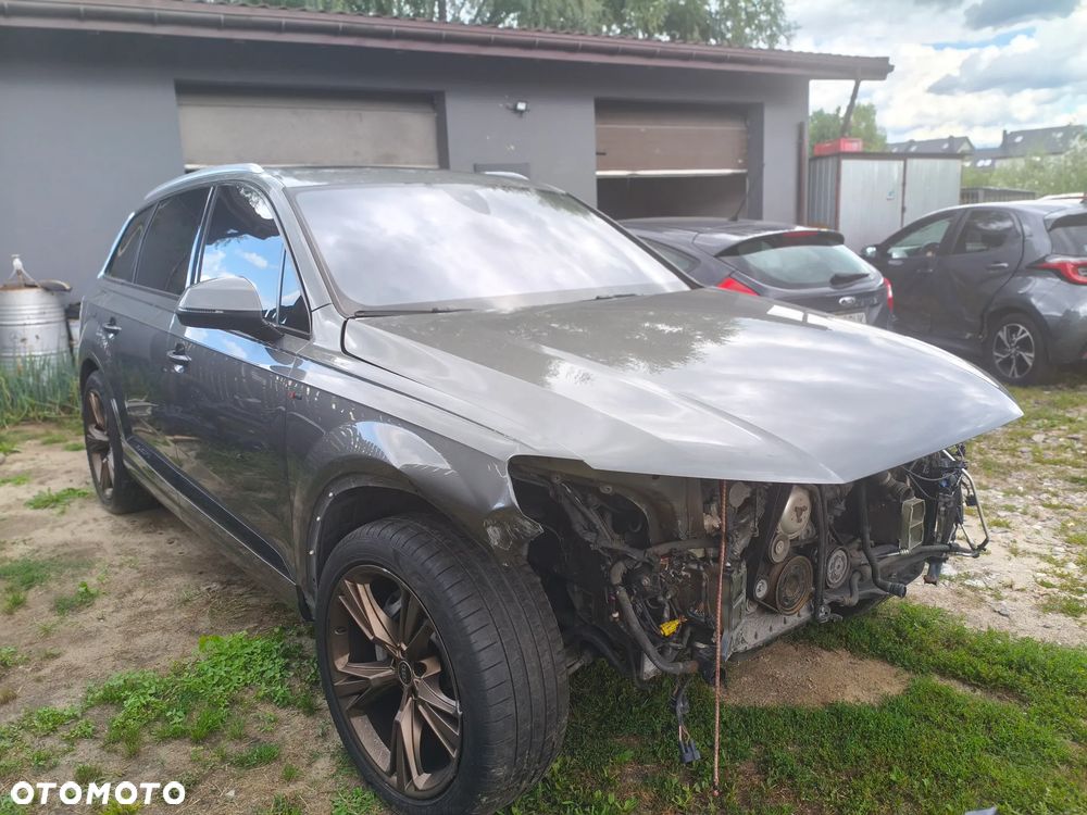Audi Q7 - 9