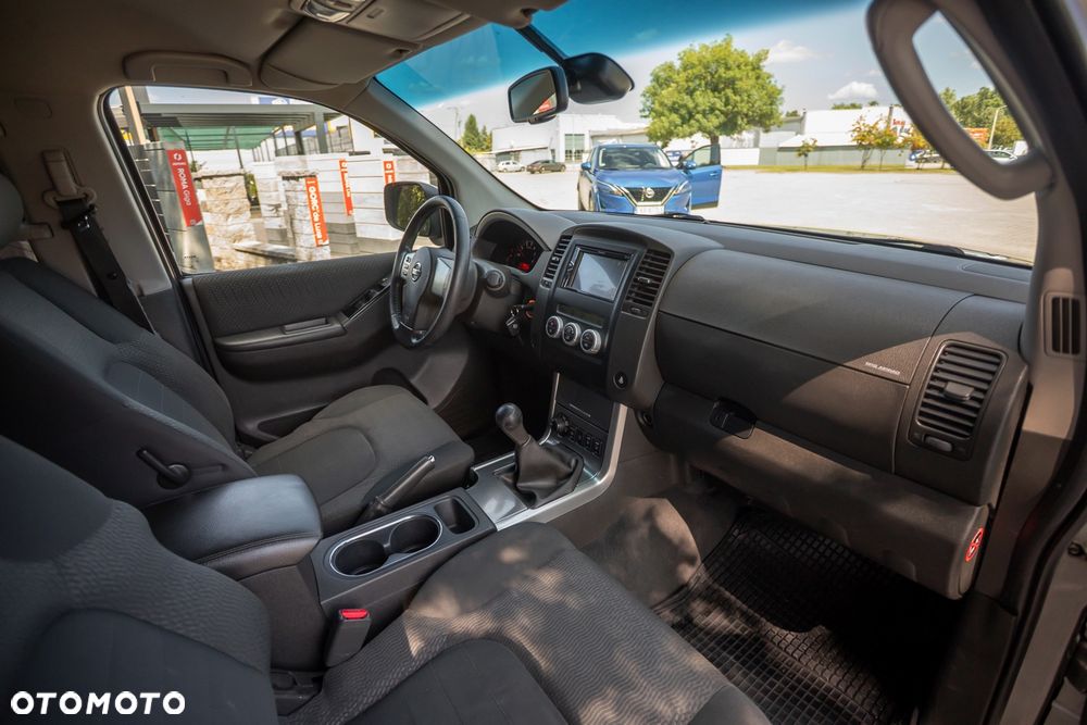 Nissan Pathfinder 2.5 dCi Platinum - 18