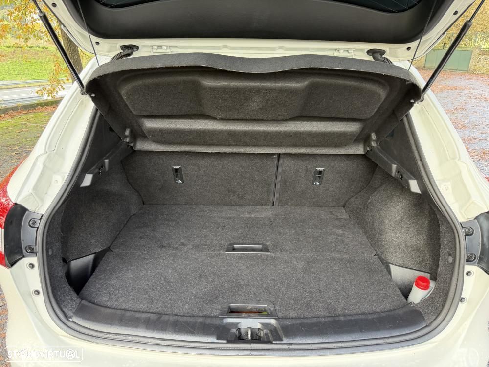 Nissan Qashqai 1.5 dCi N-Connecta Led - 28