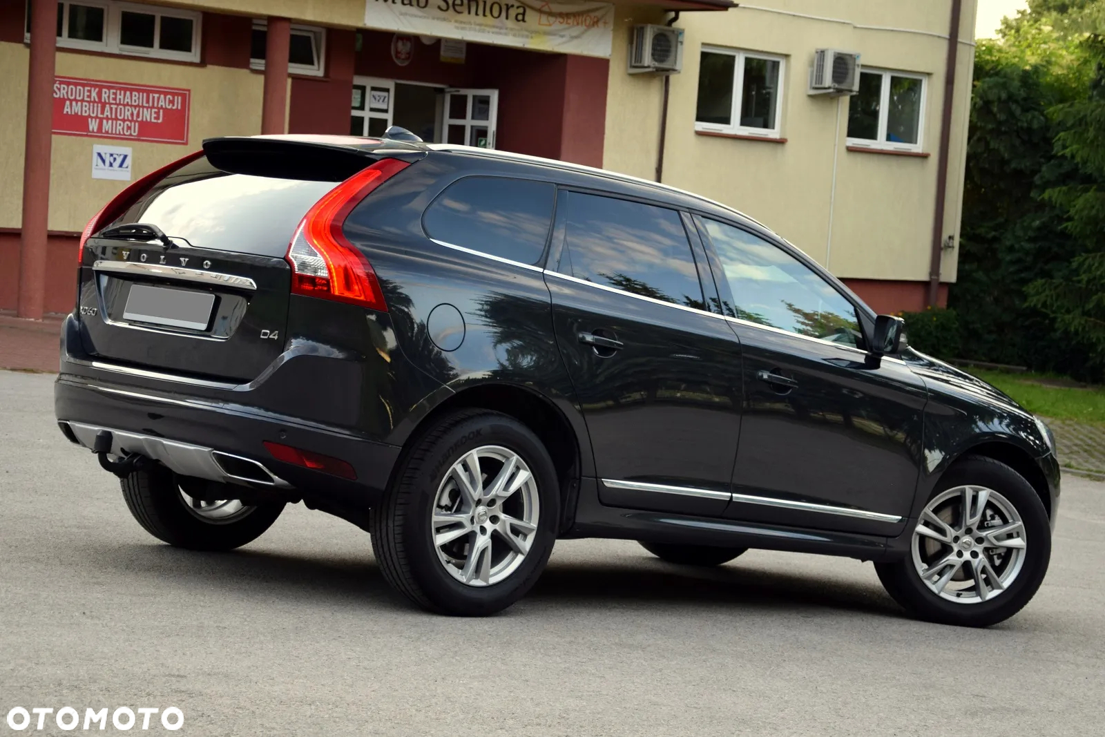 Volvo XC 60 D4 Momentum - 5