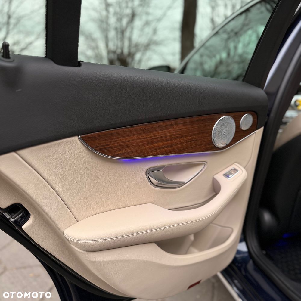 Mercedes-Benz Klasa C 300 9G-TRONIC Avantgarde - 20