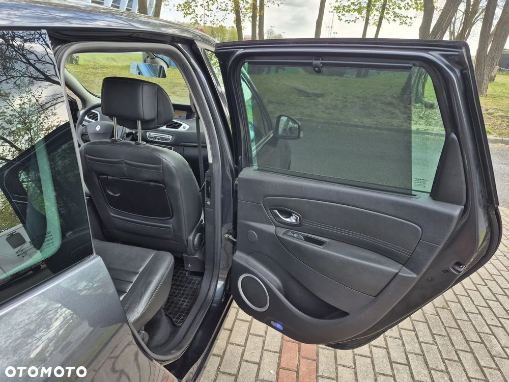 Renault Scenic 1.9 dCi FAP Privilege - 34