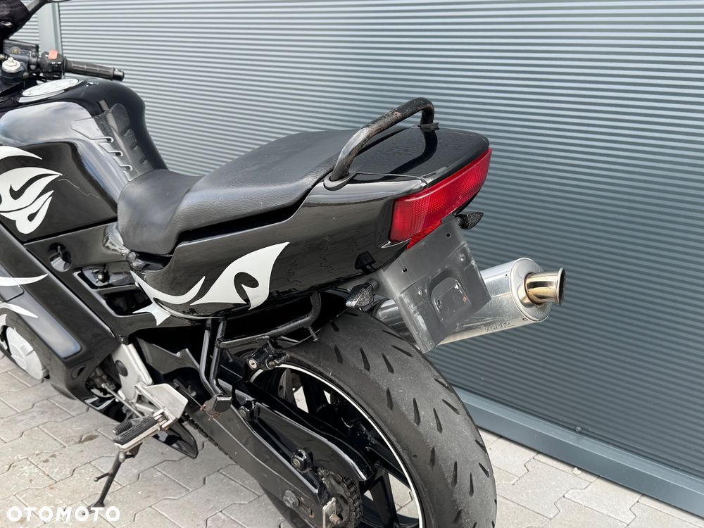 Honda CBR - 17
