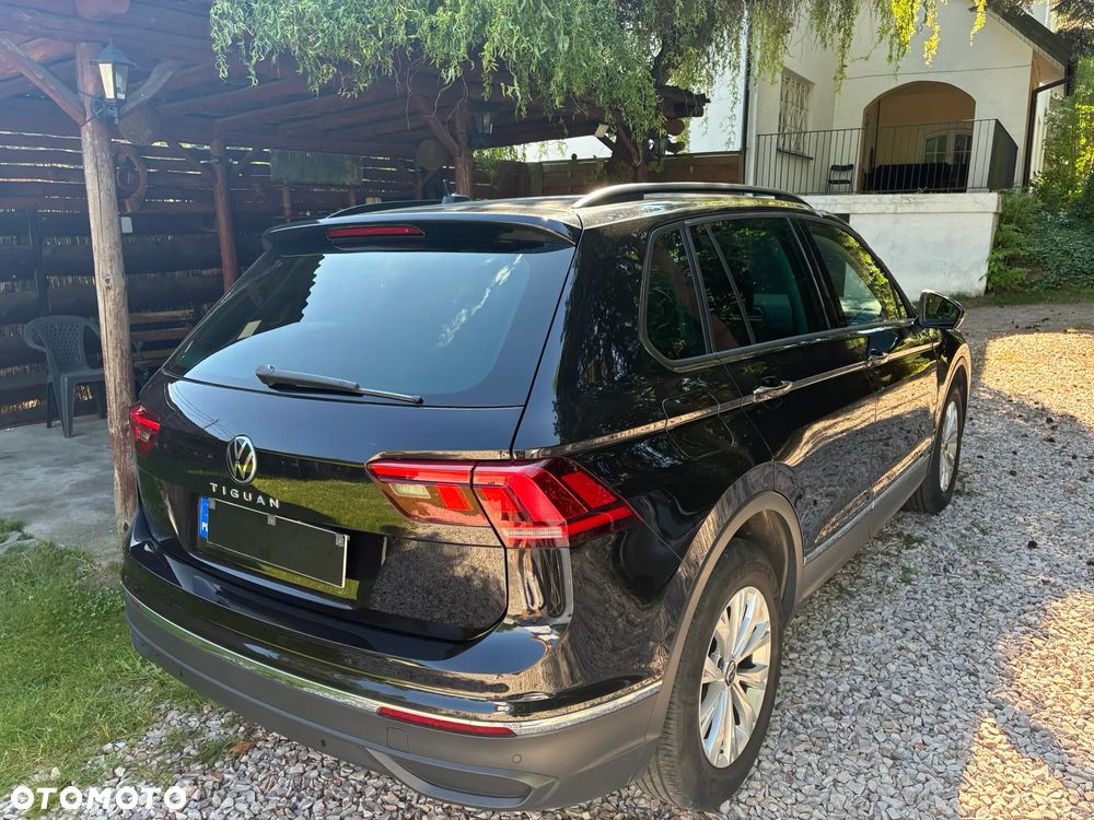 Volkswagen Tiguan - 8