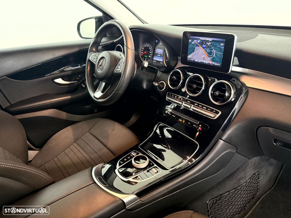 Mercedes-Benz GLC 220 - 44