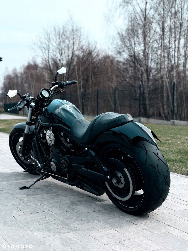 Harley-Davidson V-Rod Night Rod - 2