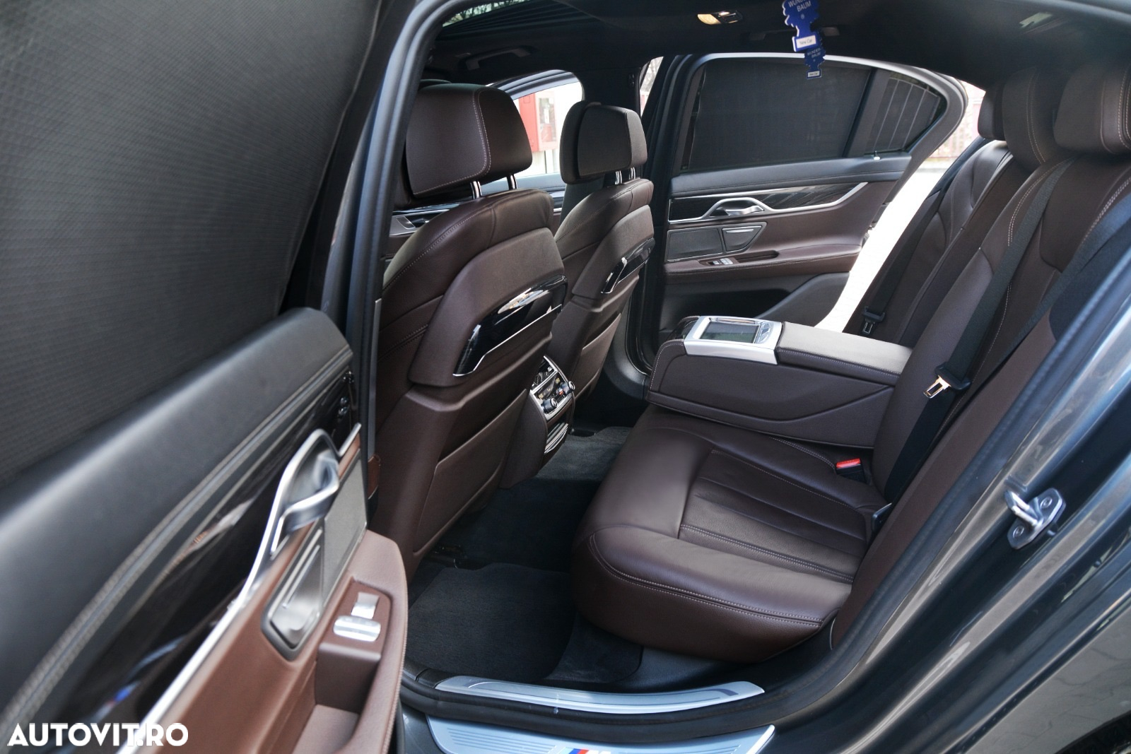 BMW Seria 7 740d xDrive - 24