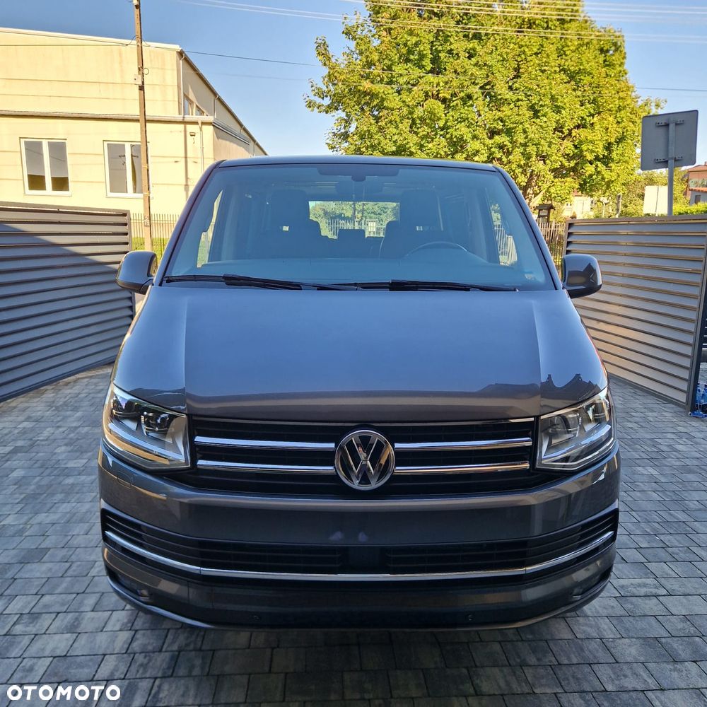 Volkswagen Multivan - 2