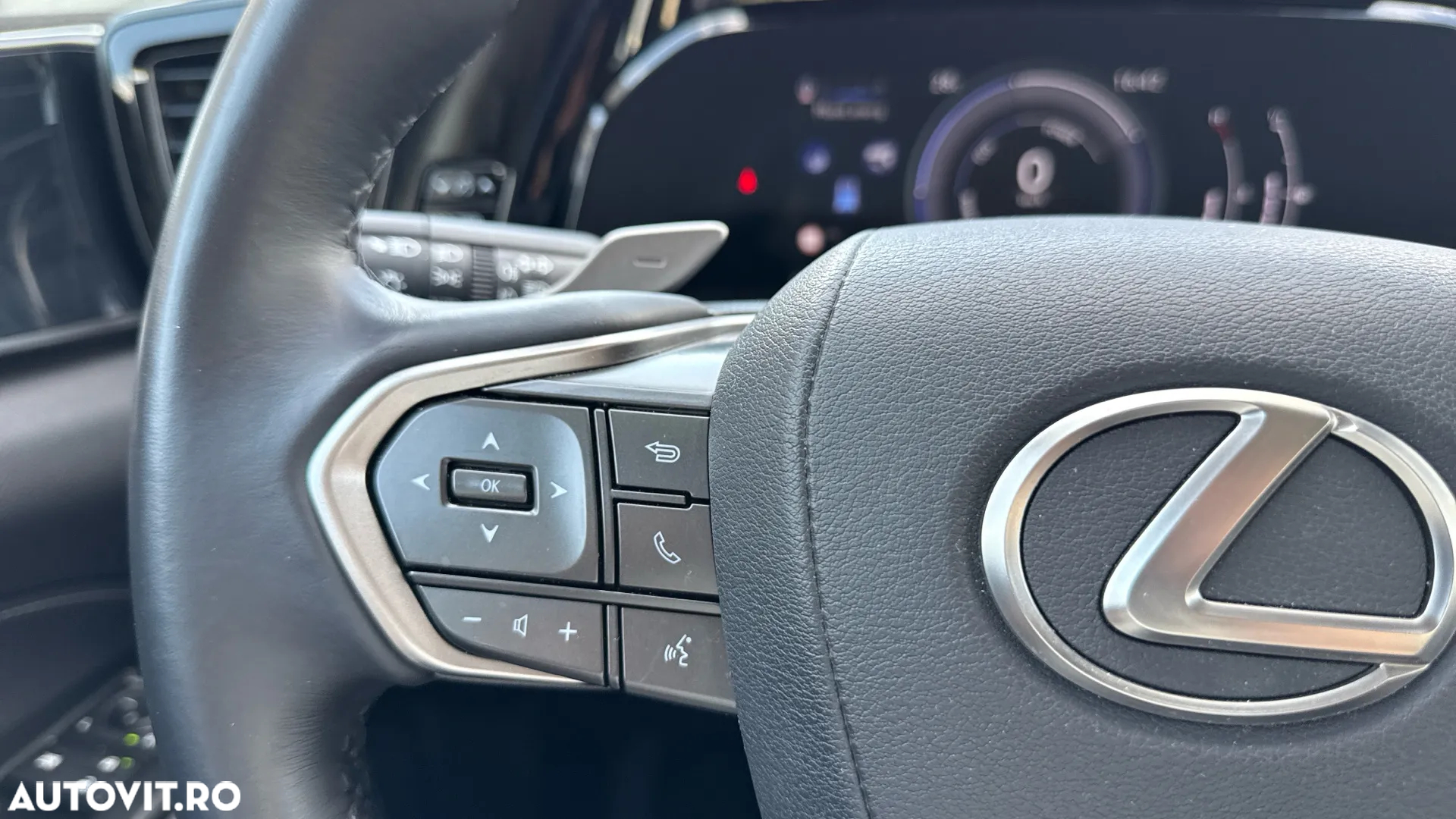 Lexus Seria NX 350h AWD CVT HEV Business - 8