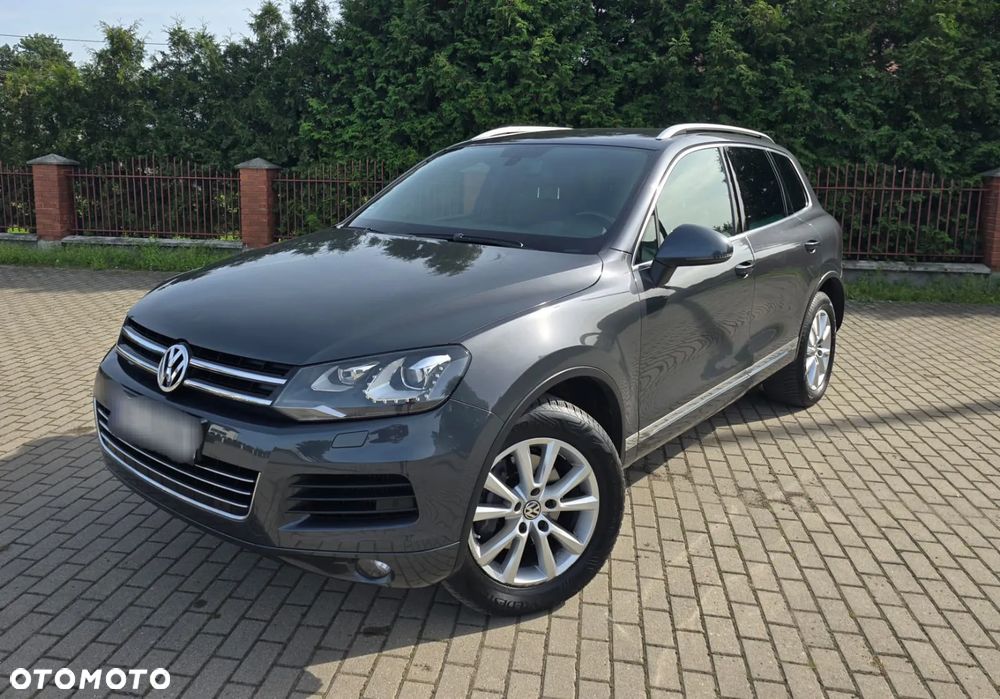 Volkswagen Touareg - 1