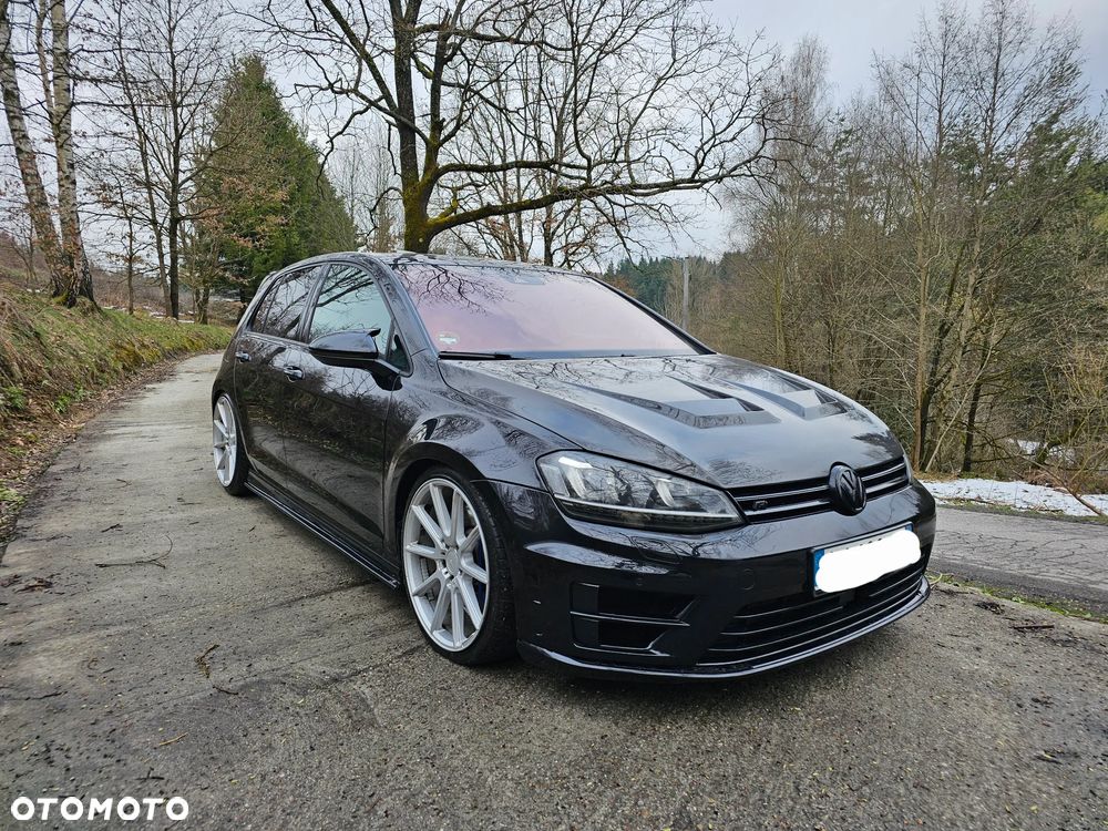 Volkswagen Golf - 2