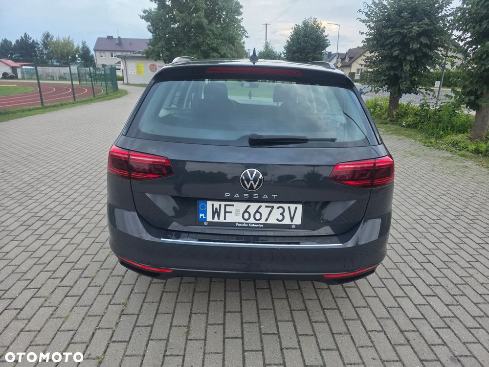 Volkswagen Passat 2.0 TDI EVO Elegance - 7