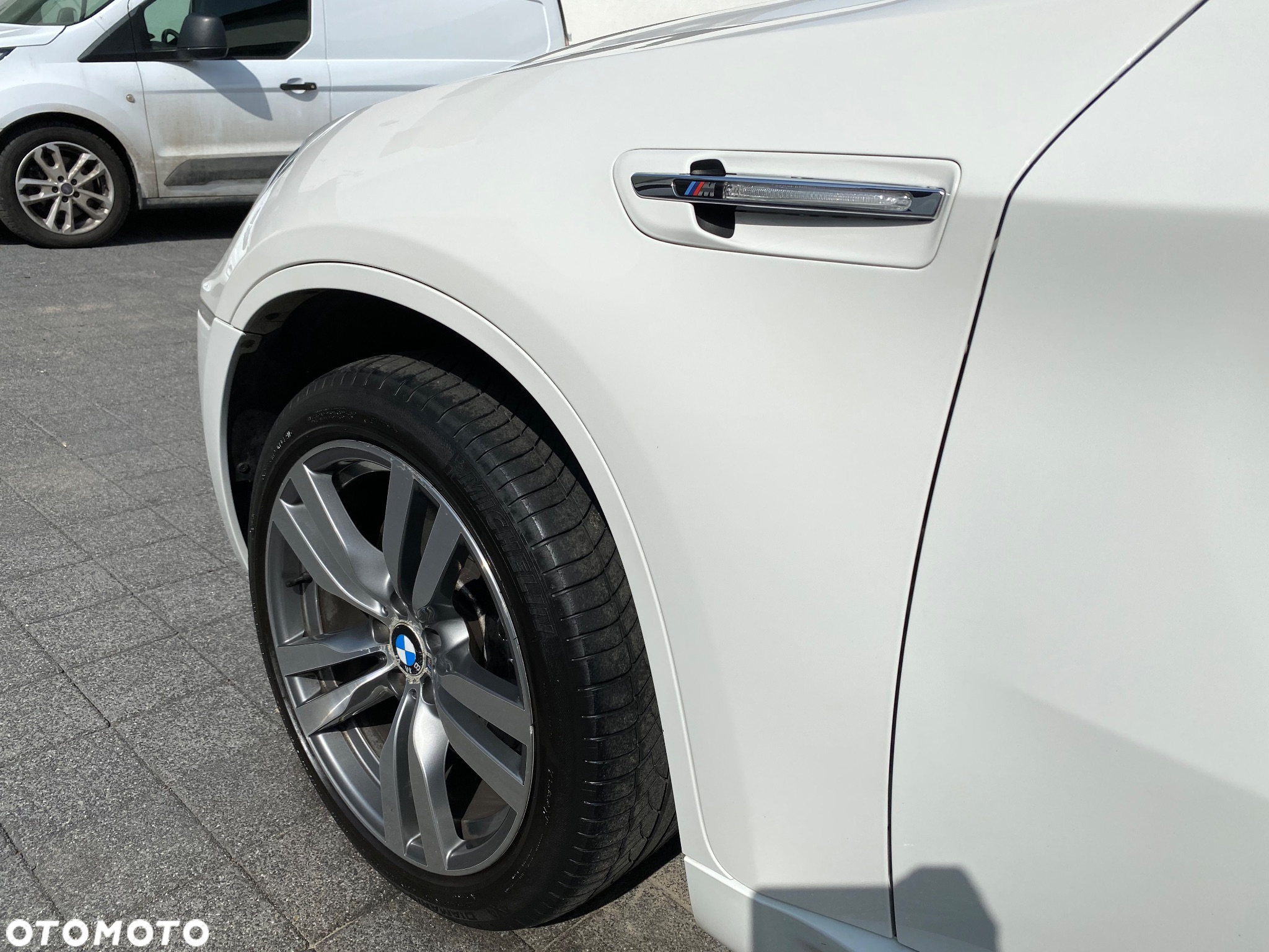 BMW X6M - 16