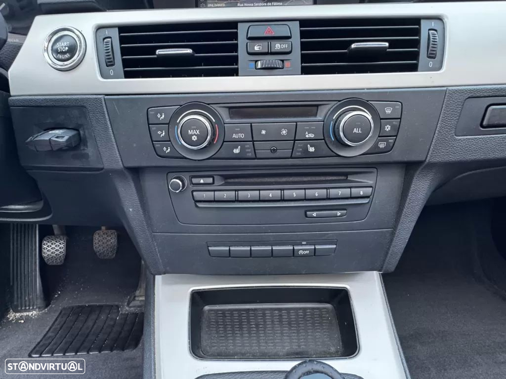 BMW 320 d Coupe Edição M - 30