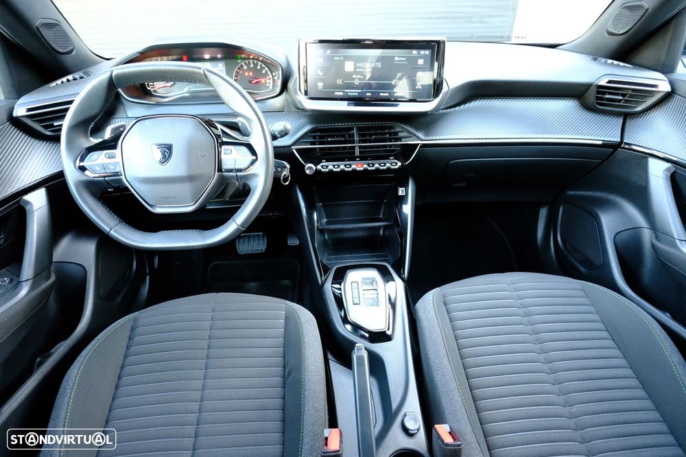 Peugeot 2008 - 12