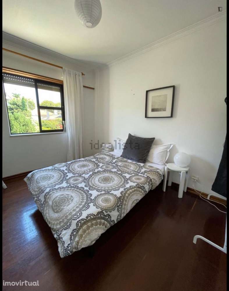 Quarto - localizado em Carcavelos Lisbon - Grande imagem: 2/12