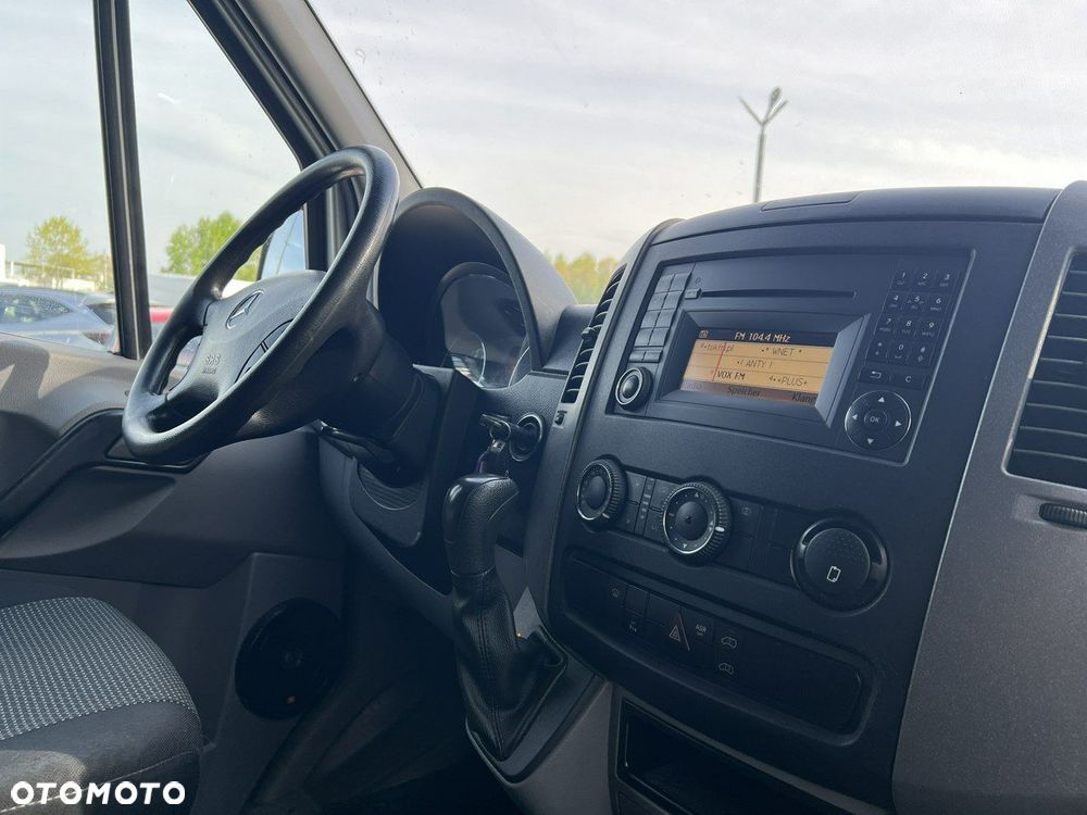 Mercedes-Benz Sprinter - 17