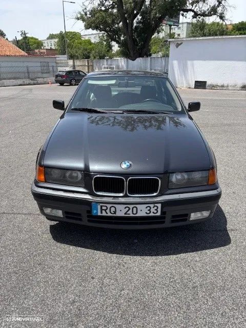 BMW 320 i - 1