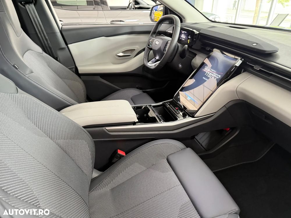 Ford Explorer RWD 77 kWh Extended Range Premium - 4