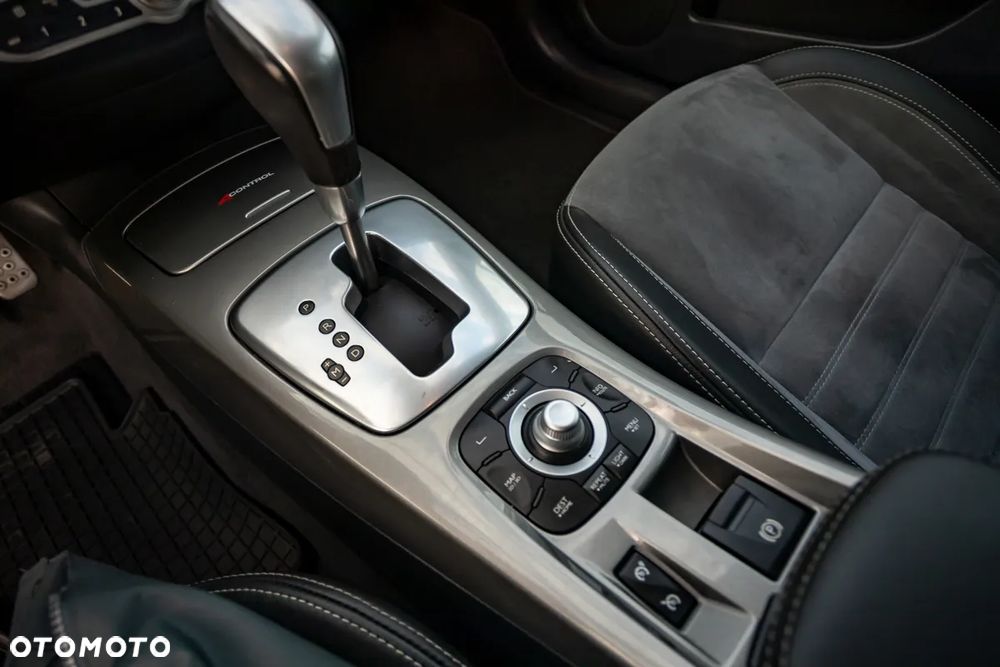 Renault Laguna dCi 175 FAP Initiale - 28