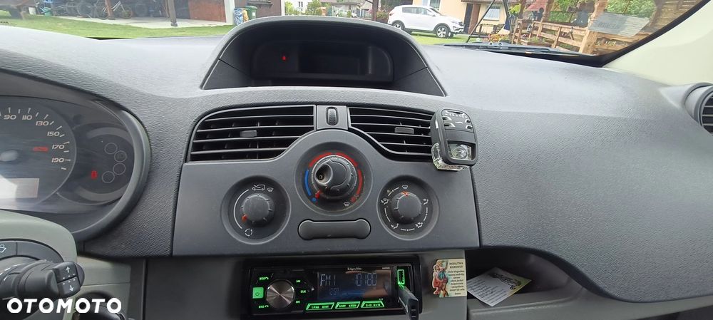 Renault Kangoo 1.6 8V Oasis - 7