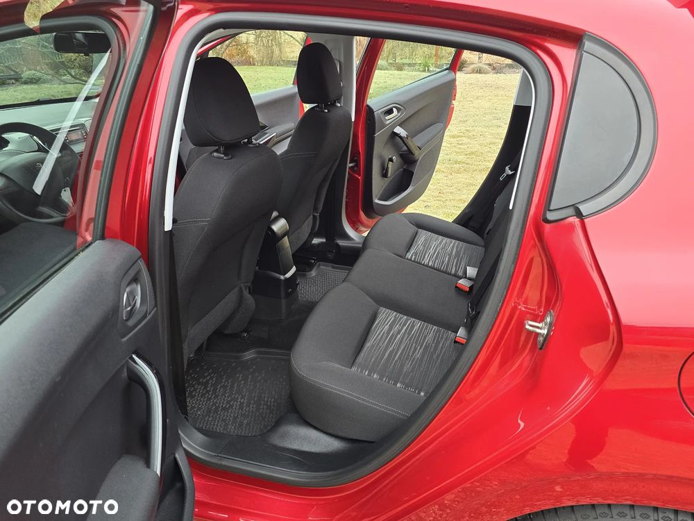 Peugeot 208 1.2 PureTech Style - 6