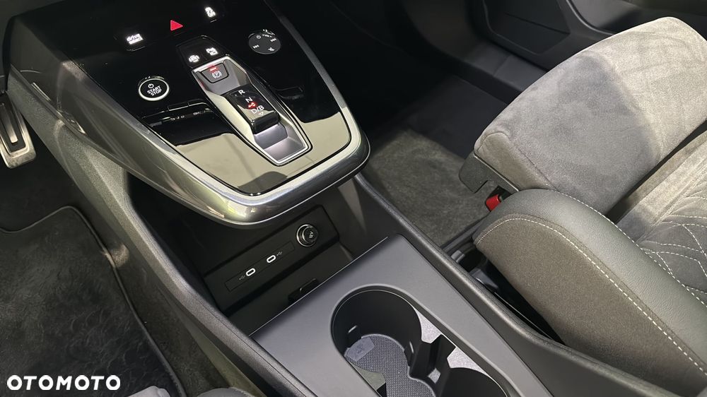 Audi Q4 e-tron - 16