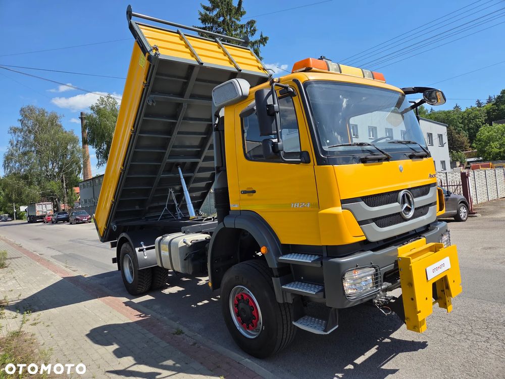 Mercedes-Benz AXOR 1824 // 4x4 4WD AWD // BLOKADY TERENOWE ZWOLNICE // NOWY KIPER WYWROTKA 3str // NISKI PRZEBIEG // MOŻLIWY HDS // OPONY 100% // JAK NOWY - 9