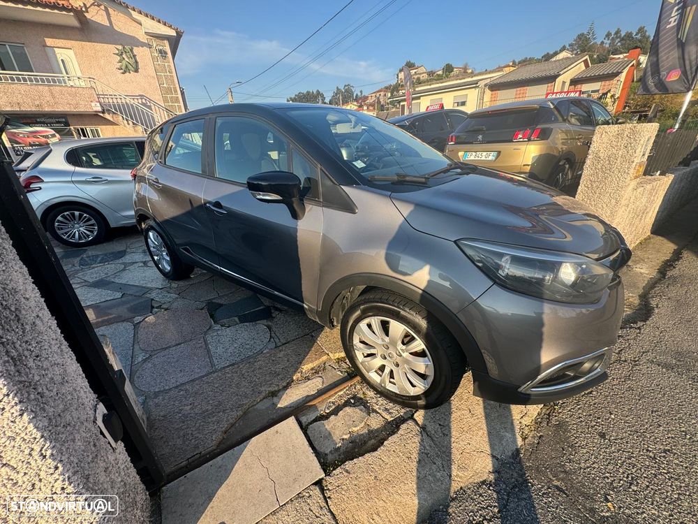 Renault Captur (ENERGY) TCe 90 LIFE - 2