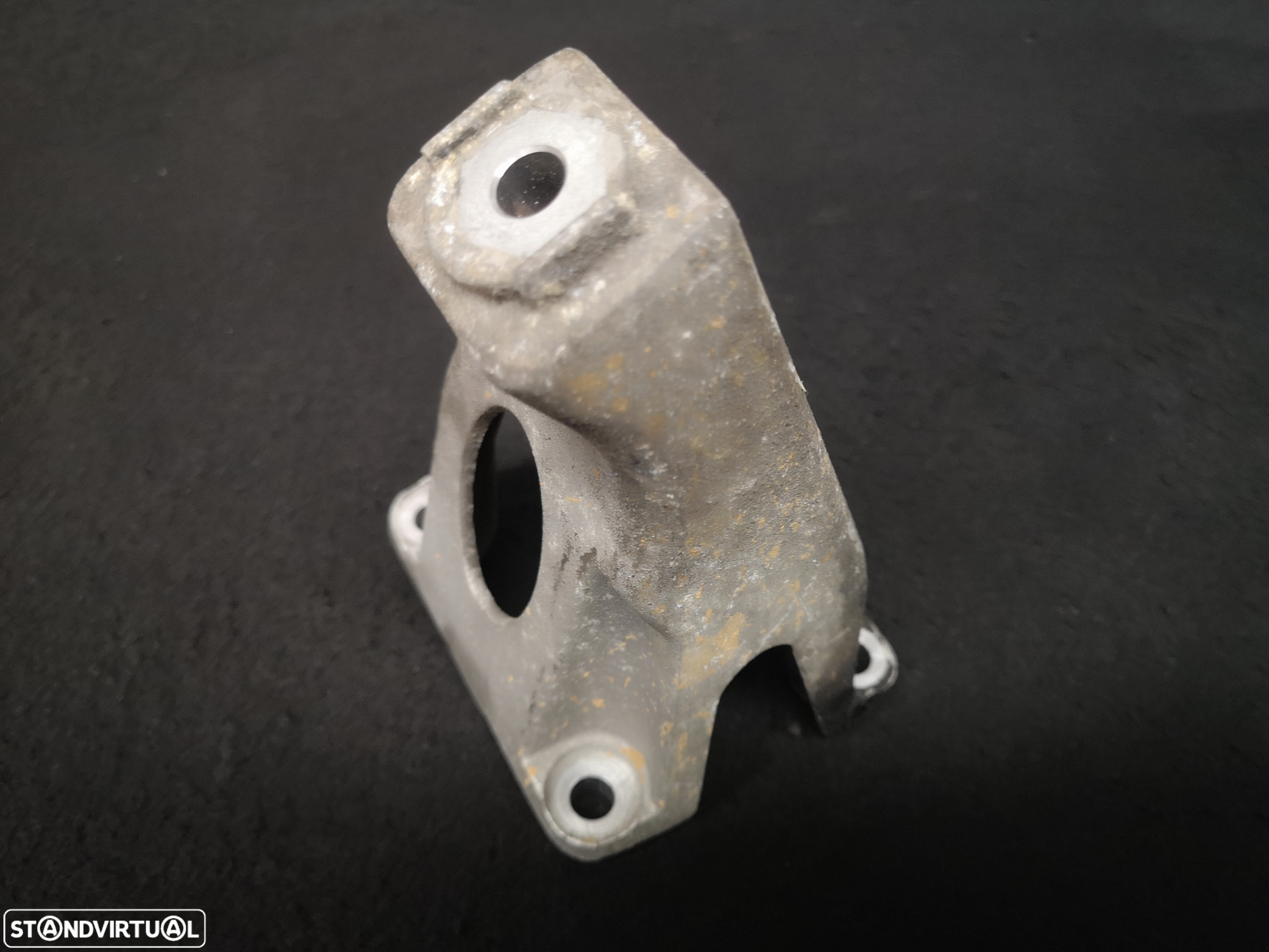 Apoio de motor audi a8 d3 4e0 3.0tdi 2003+ - 2