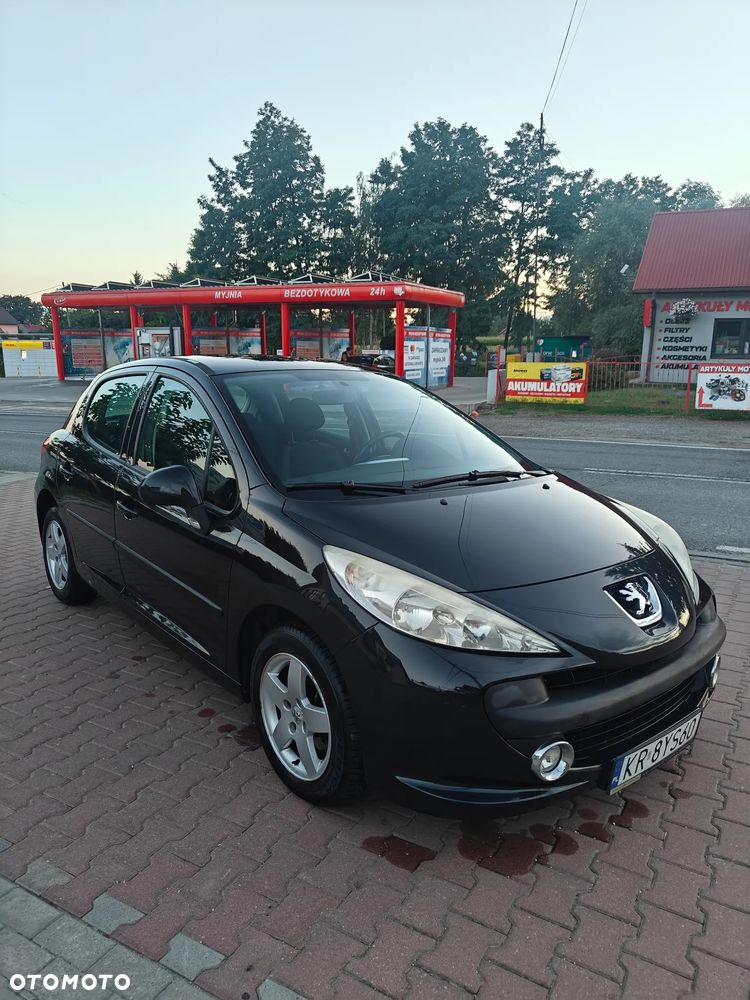 Peugeot 207 1.4 16V Trendy - 1