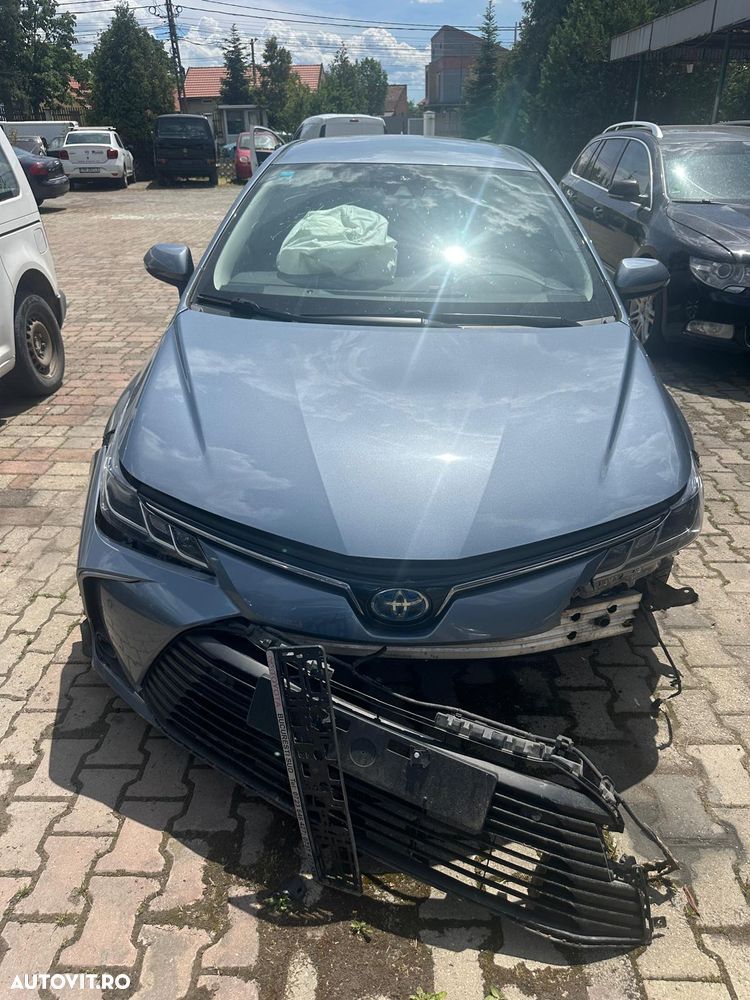 Toyota Corolla - 5