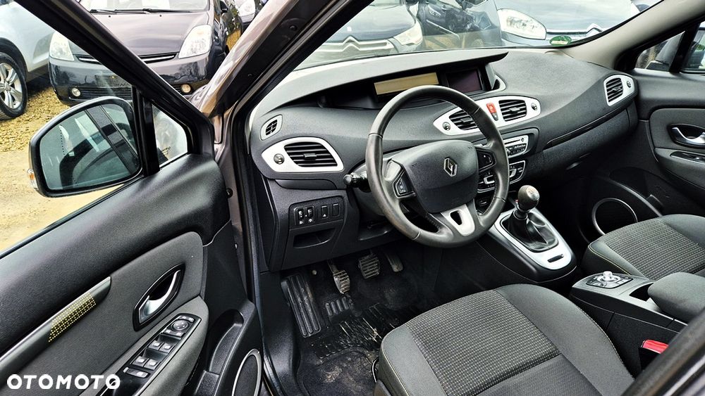 Renault Grand Scenic Gr 1.6 16V Tech Run - 31