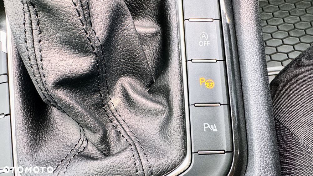 Volkswagen Tiguan 2.0 TDI SCR 4Mot Elegance DSG - 16