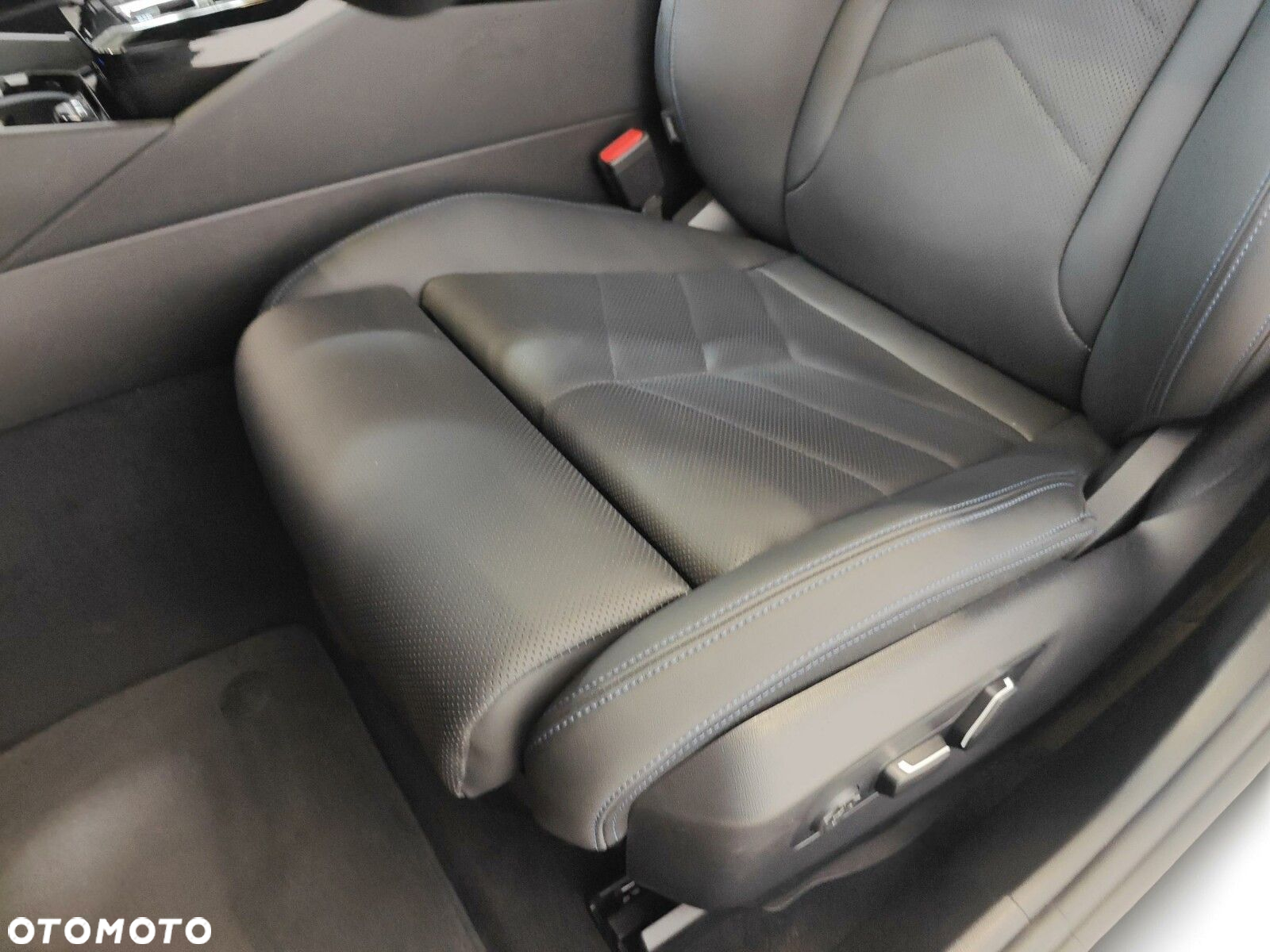 BMW Seria 5 - 13