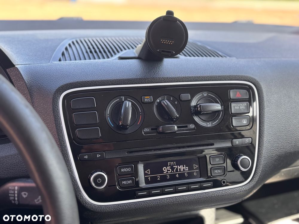 Volkswagen up! - 11