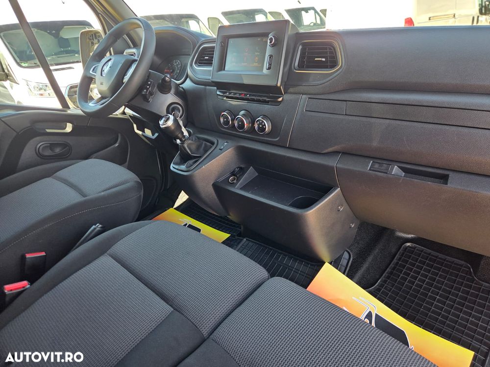 Renault New Master Axa Dubla L5H3 - 19