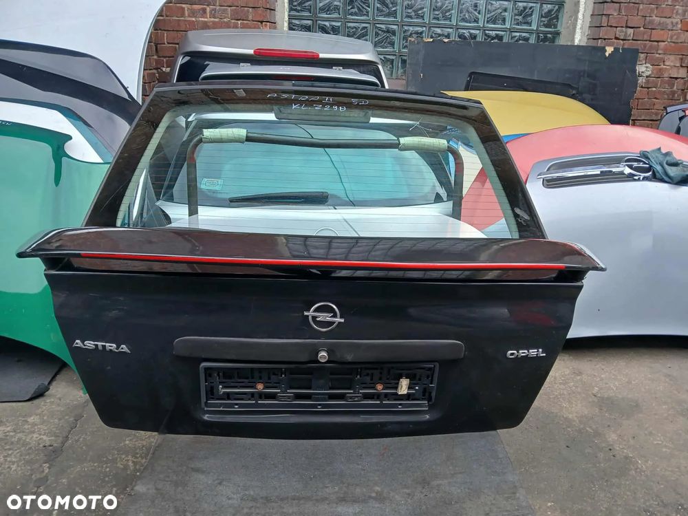 Opel Astra II G HB klapa bagażnika, lotka kod lakieru Z298 - 1