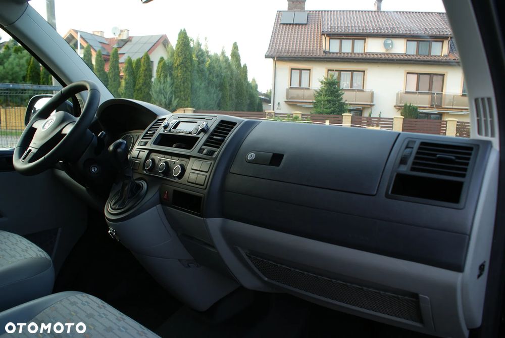 Volkswagen Transporter - 7