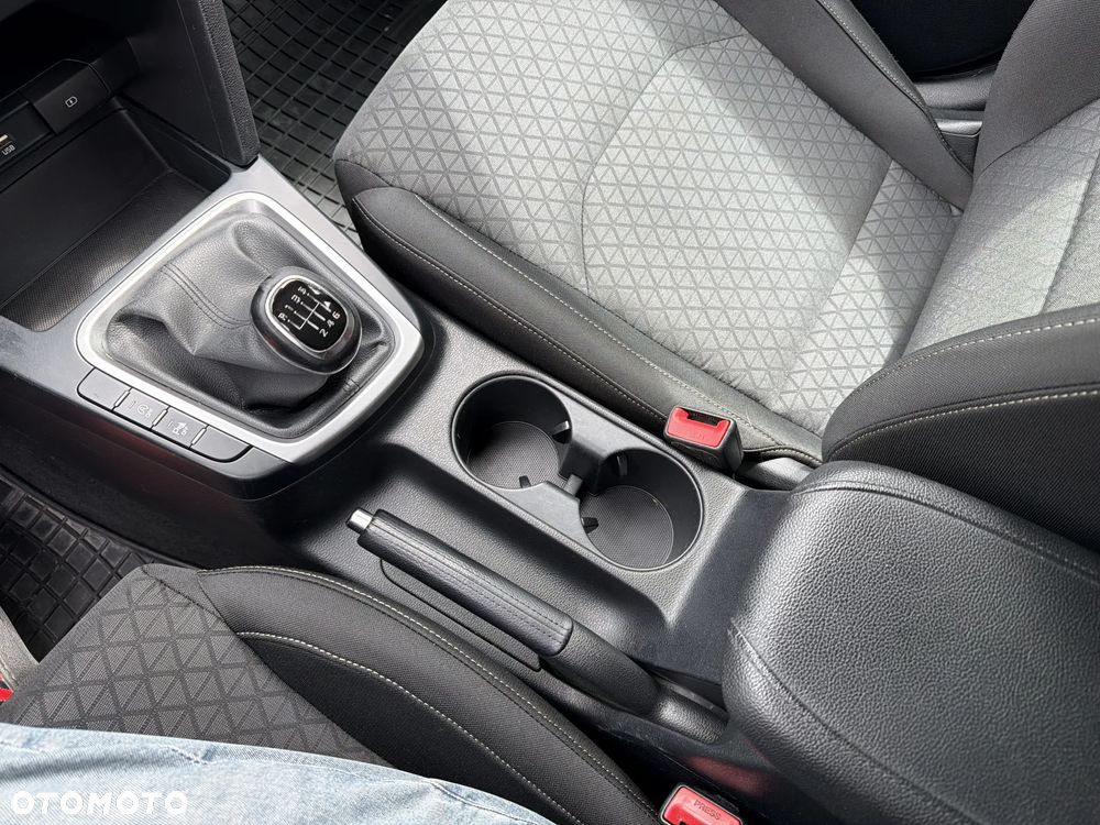 Kia Ceed 1.6 CRDi SCR L Business Line - 23