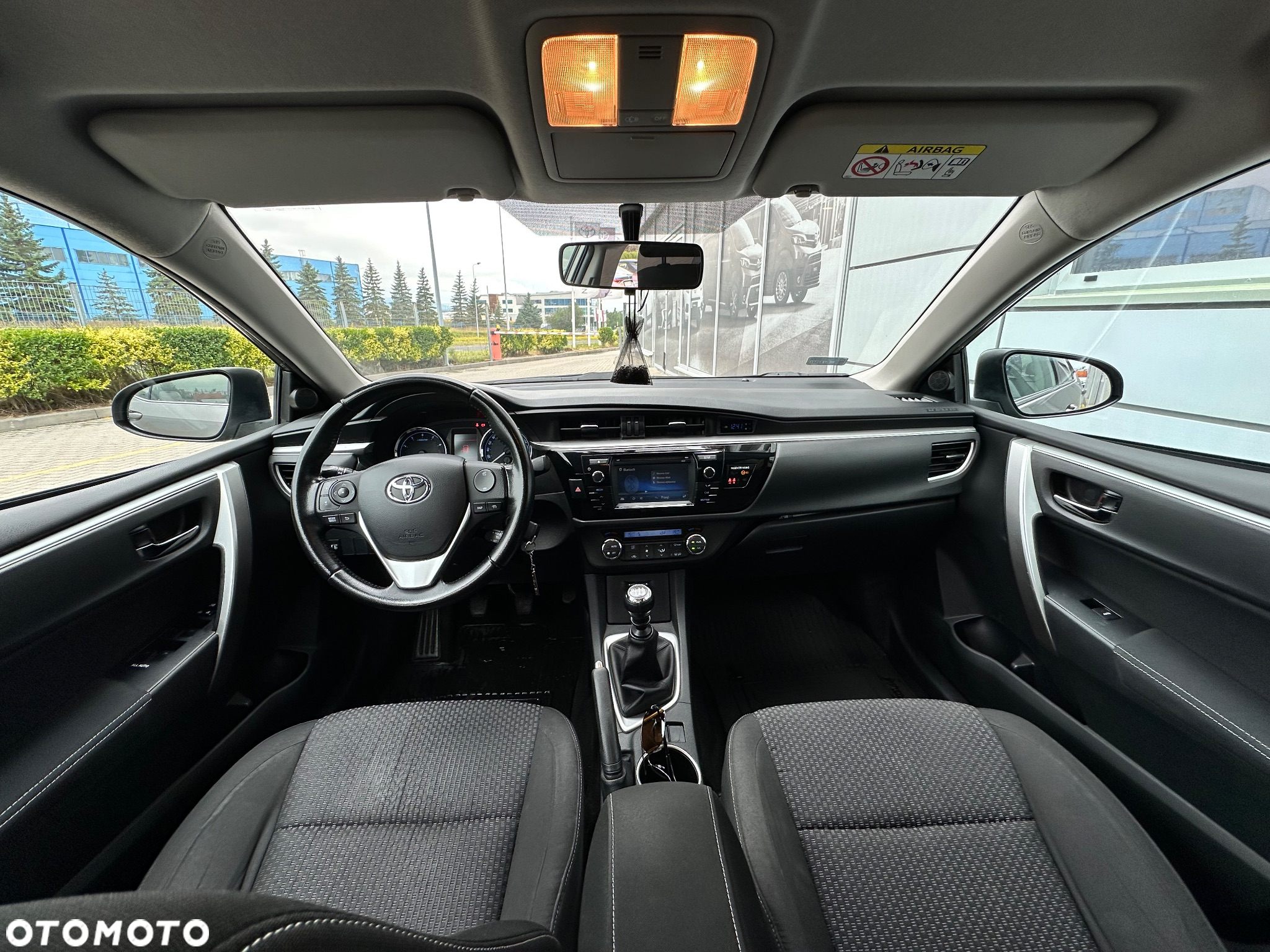 Toyota Corolla 1.6 Premium - 22